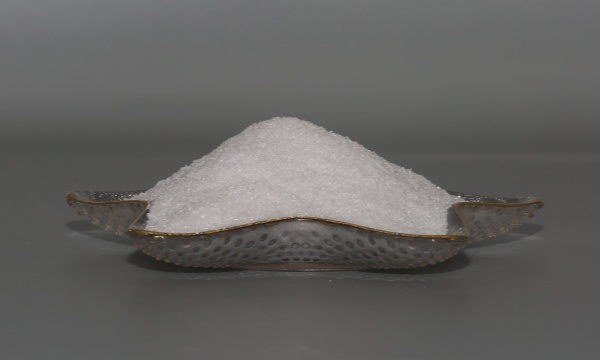 探討白剛玉砂在磨料行業(yè)中的地位