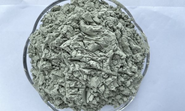 綠碳化硅微粉是耐高溫材料的理想添加劑